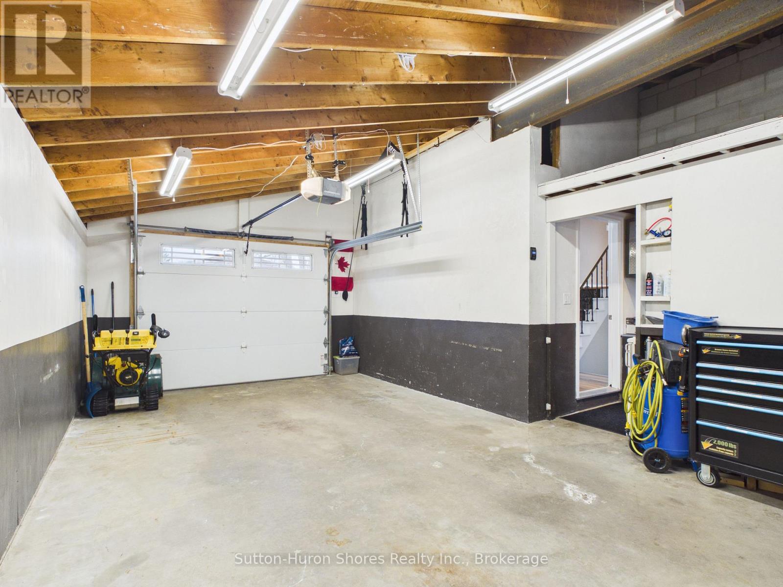 664 Pine Grove Drive, Saugeen Shores, Ontario  N0H 2C3 - Photo 22 - X12917372