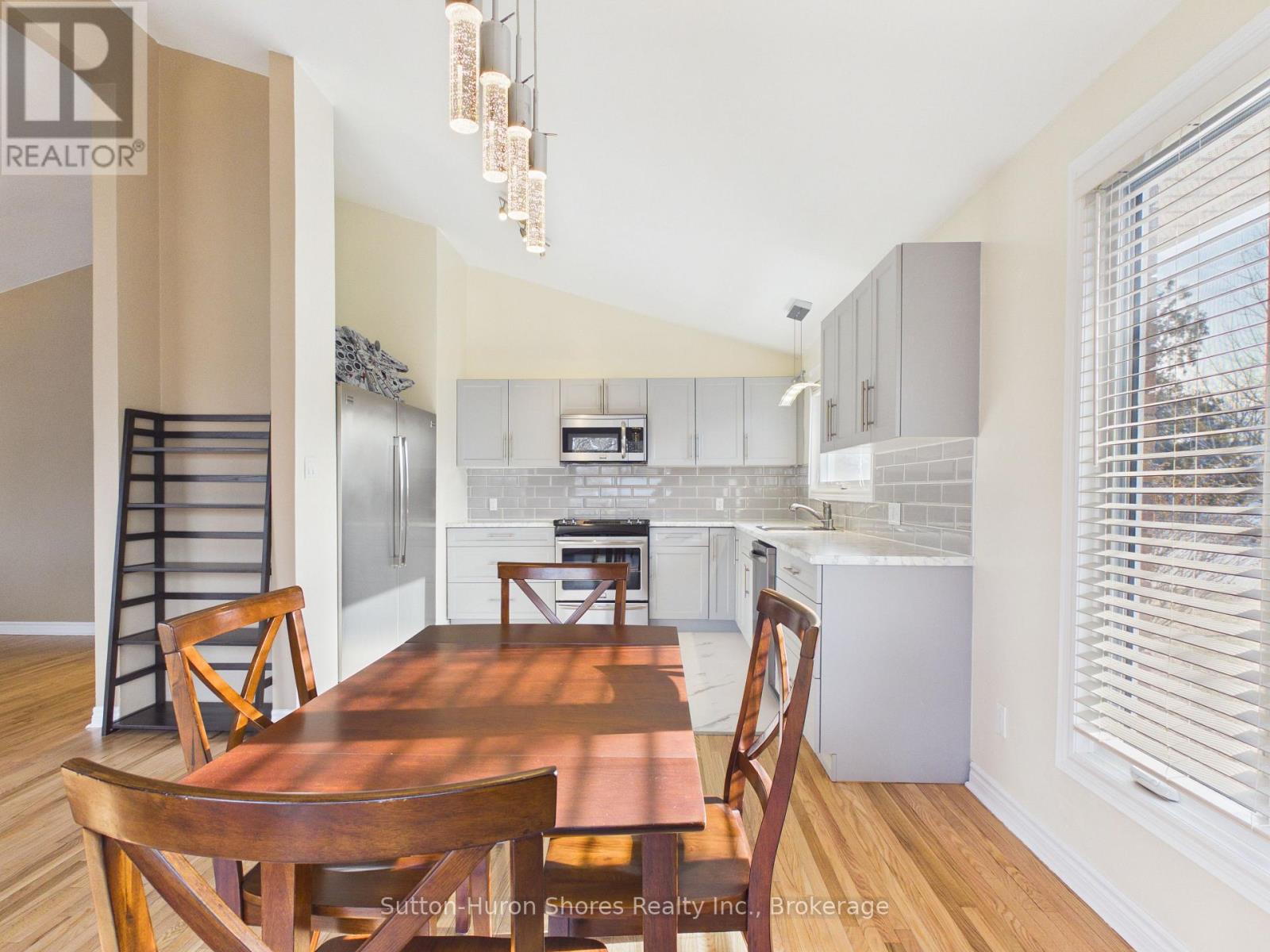 664 Pine Grove Drive, Saugeen Shores, Ontario  N0H 2C3 - Photo 33 - X12917372