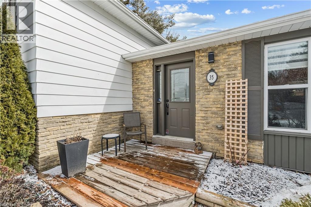 35 Douglas Crescent, Hillsburgh, Ontario  N0B 1Z0 - Photo 3 - 40812362