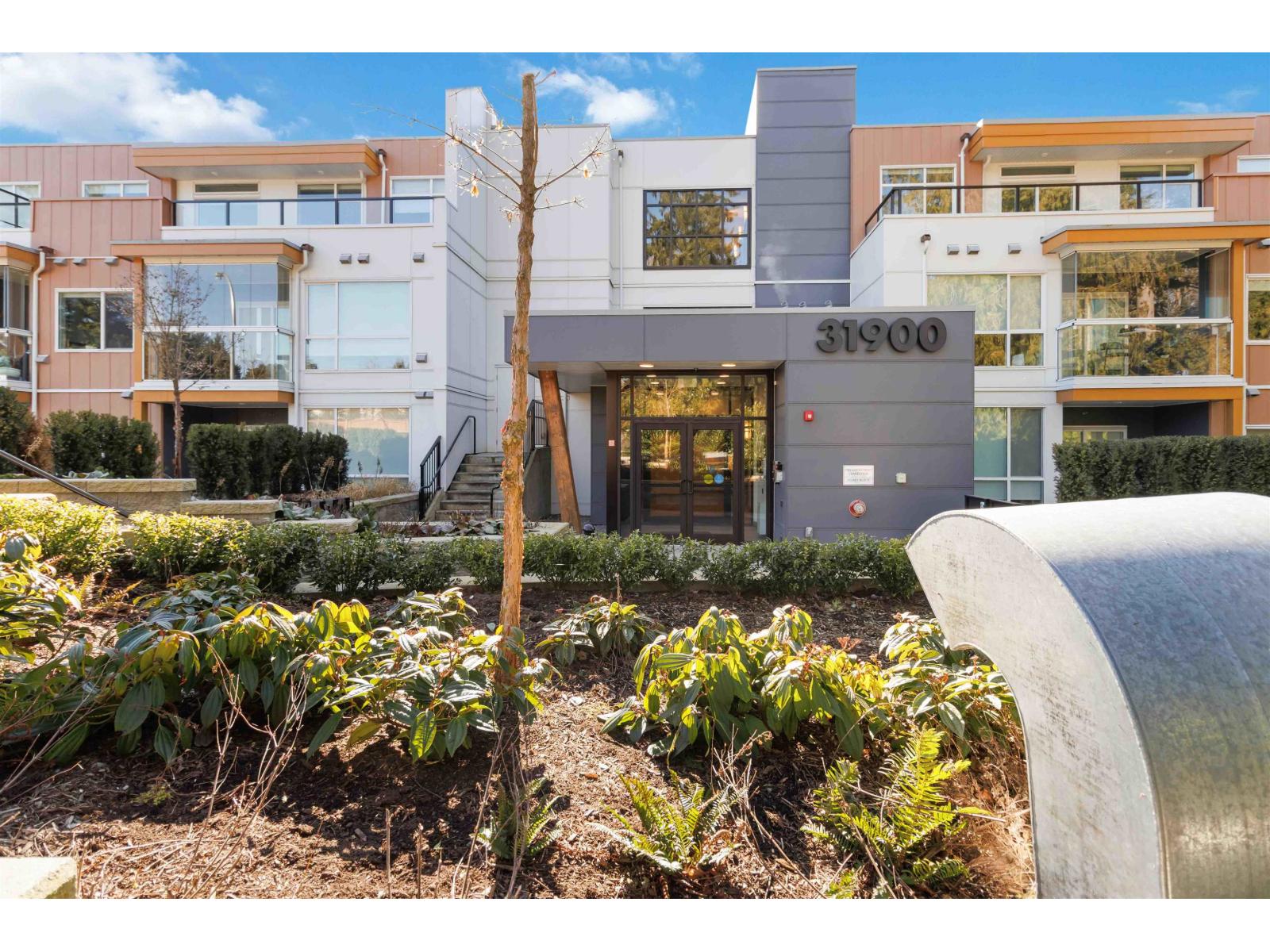 312 31900 Raven Avenue, Mission, British Columbia V2V 0H5 - Photo 2 - R3096304