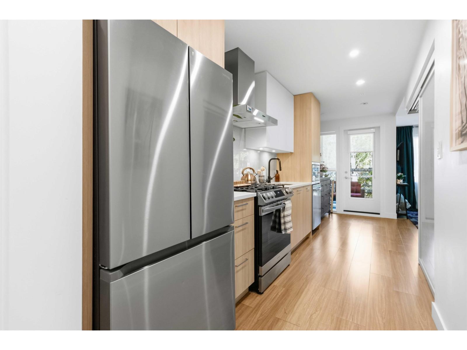 312 31900 Raven Avenue, Mission, British Columbia V2V 0H5 - Photo 8 - R3096304