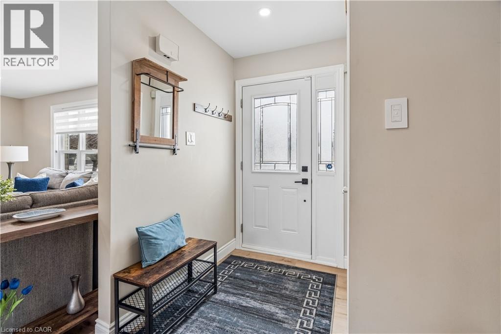 35 Douglas Crescent, Hillsburgh, Ontario  N0B 1Z0 - Photo 5 - 40812362