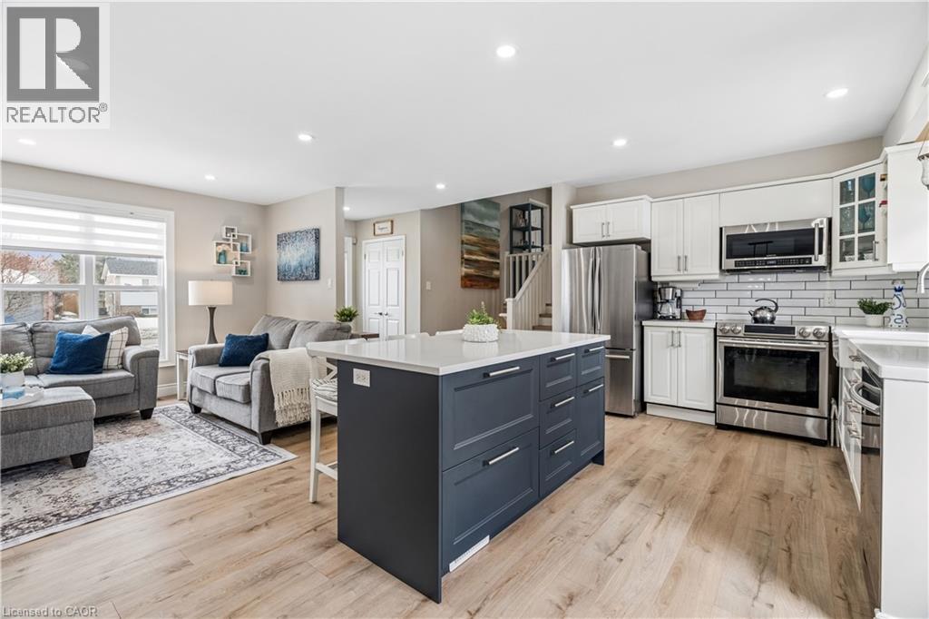 35 Douglas Crescent, Hillsburgh, Ontario  N0B 1Z0 - Photo 7 - 40812362