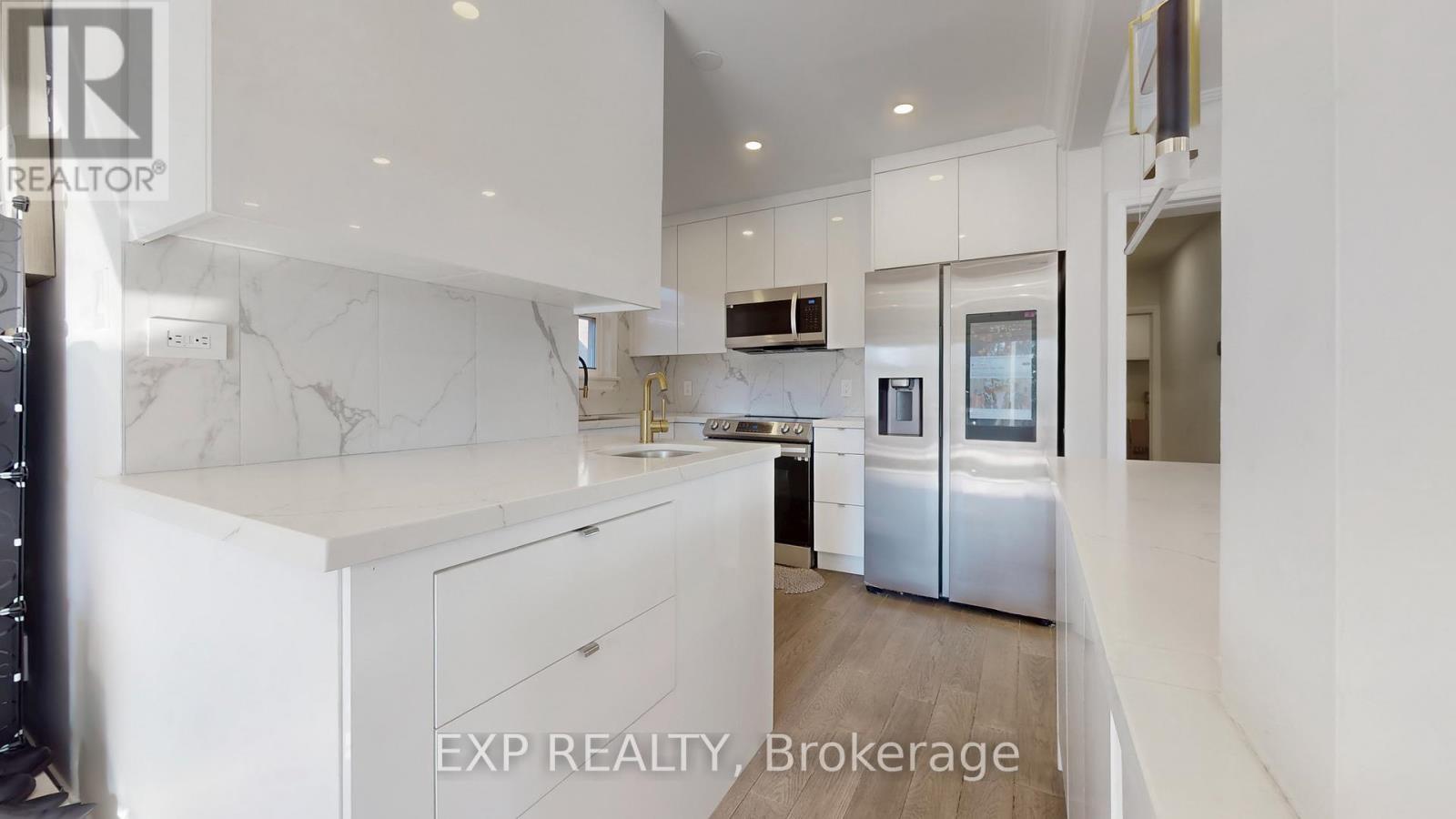 12 Bonnechere Crescent, Toronto, Ontario M1K 4Y8 - Photo 3 - E12754182