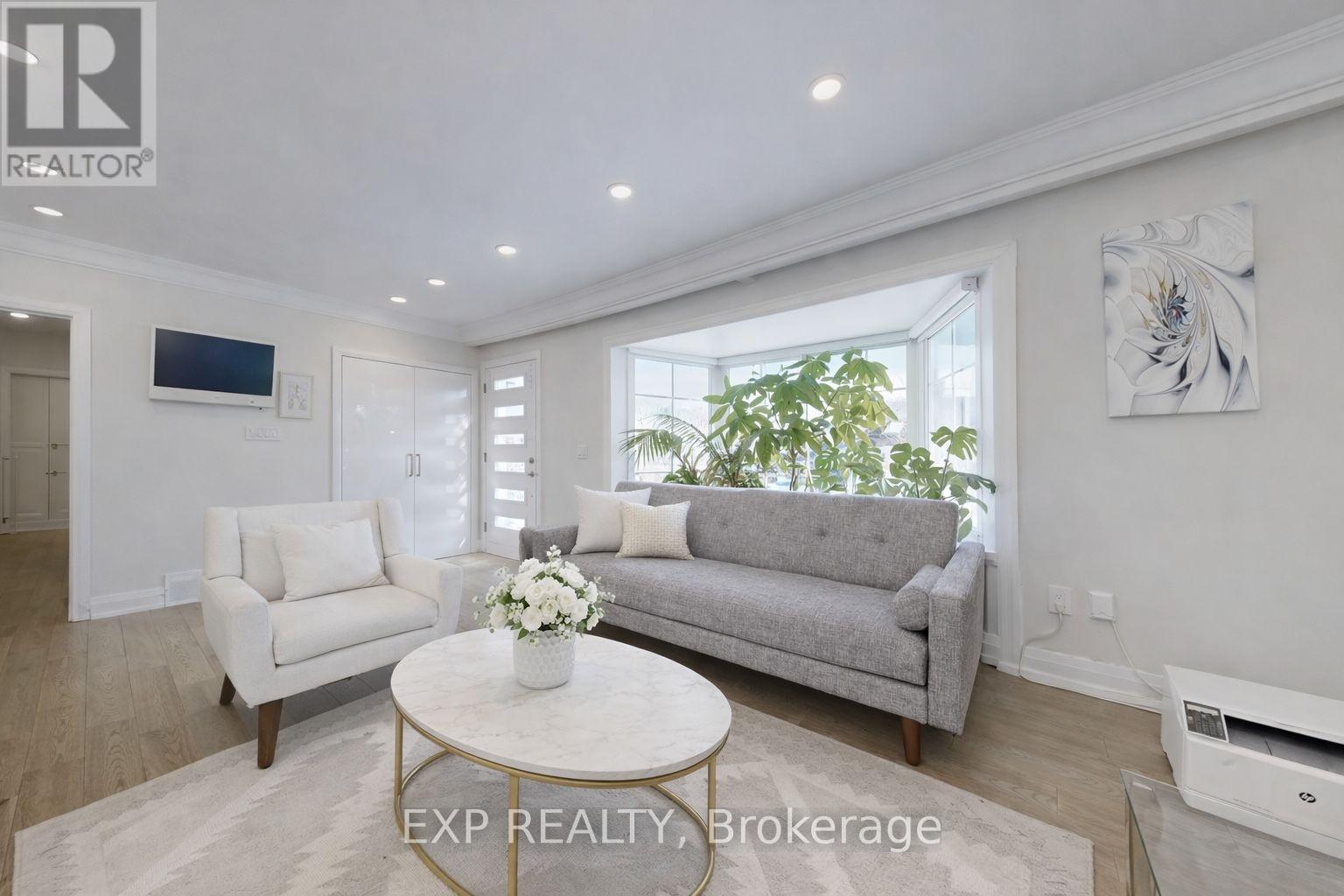 12 Bonnechere Crescent, Toronto, Ontario M1K 4Y8 - Photo 10 - E12754182