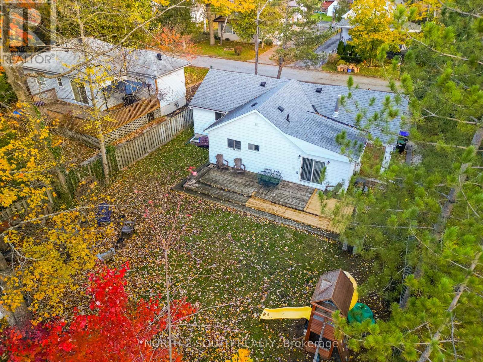 98 33rd Street N, Wasaga Beach, Ontario  L9Z 2B9 - Photo 9 - S12917368