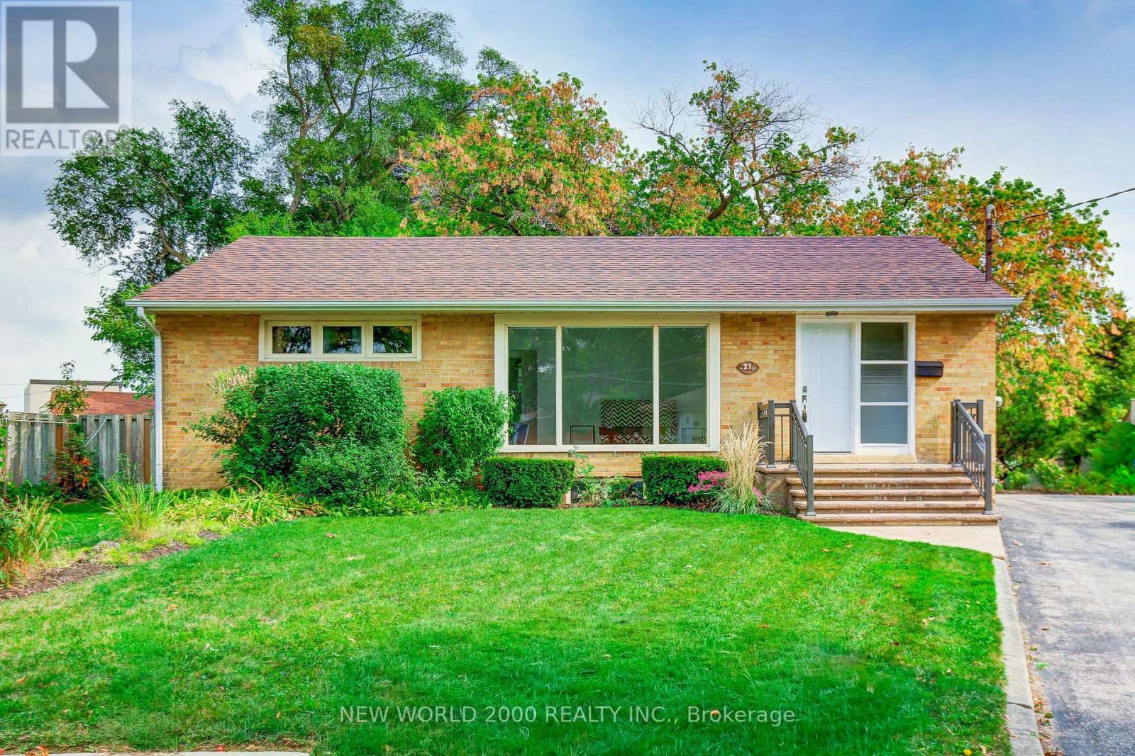 21 RESTEVER GATE, Toronto, Ontario