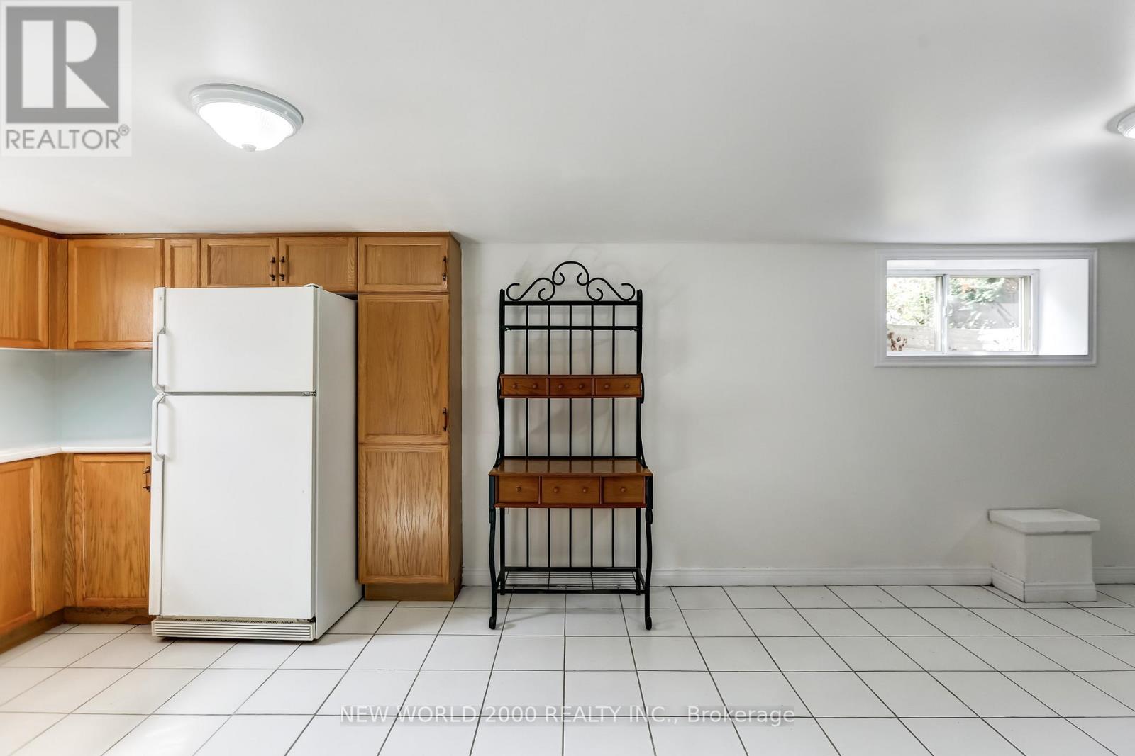 21 Restever Gate, Toronto, Ontario  M9W 4B8 - Photo 14 - W12917380