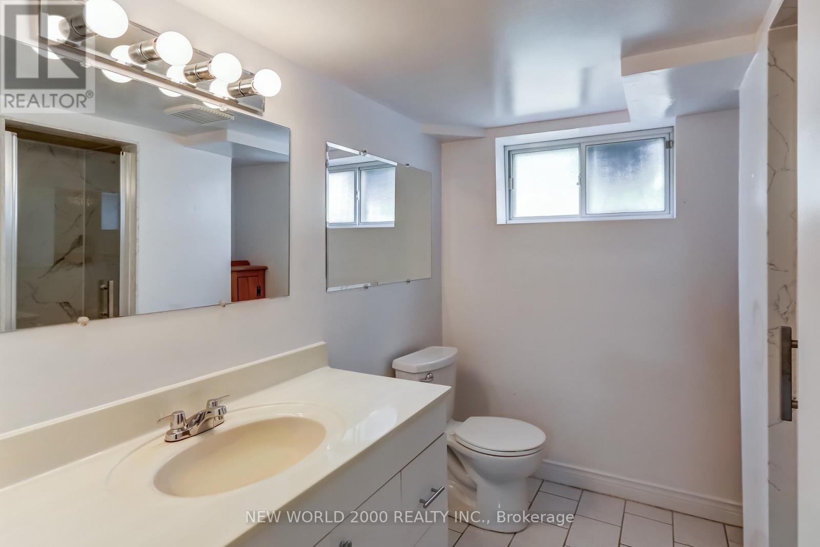 21 Restever Gate, Toronto, Ontario  M9W 4B8 - Photo 18 - W12917380