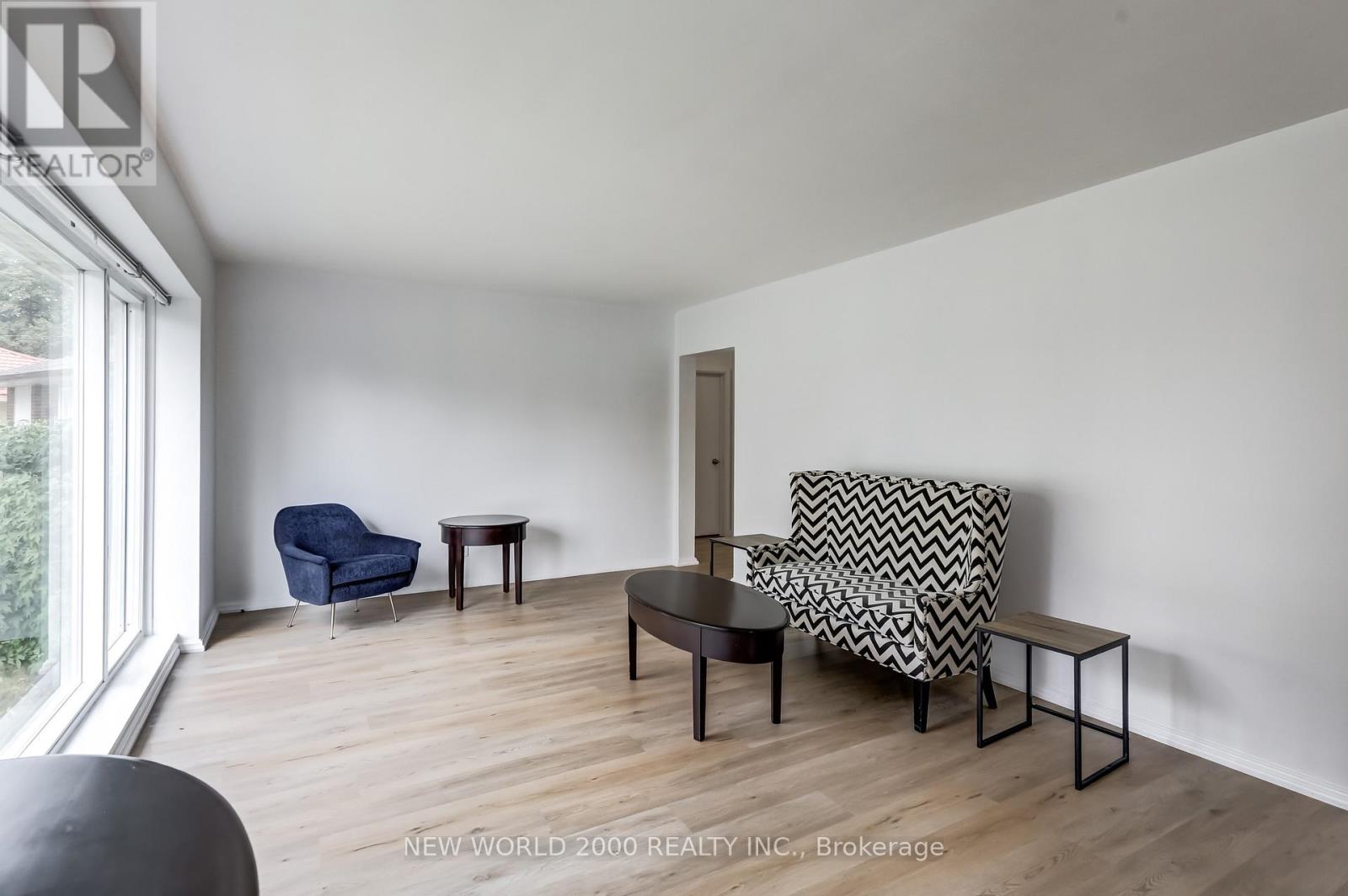 21 Restever Gate, Toronto, Ontario  M9W 4B8 - Photo 4 - W12917380