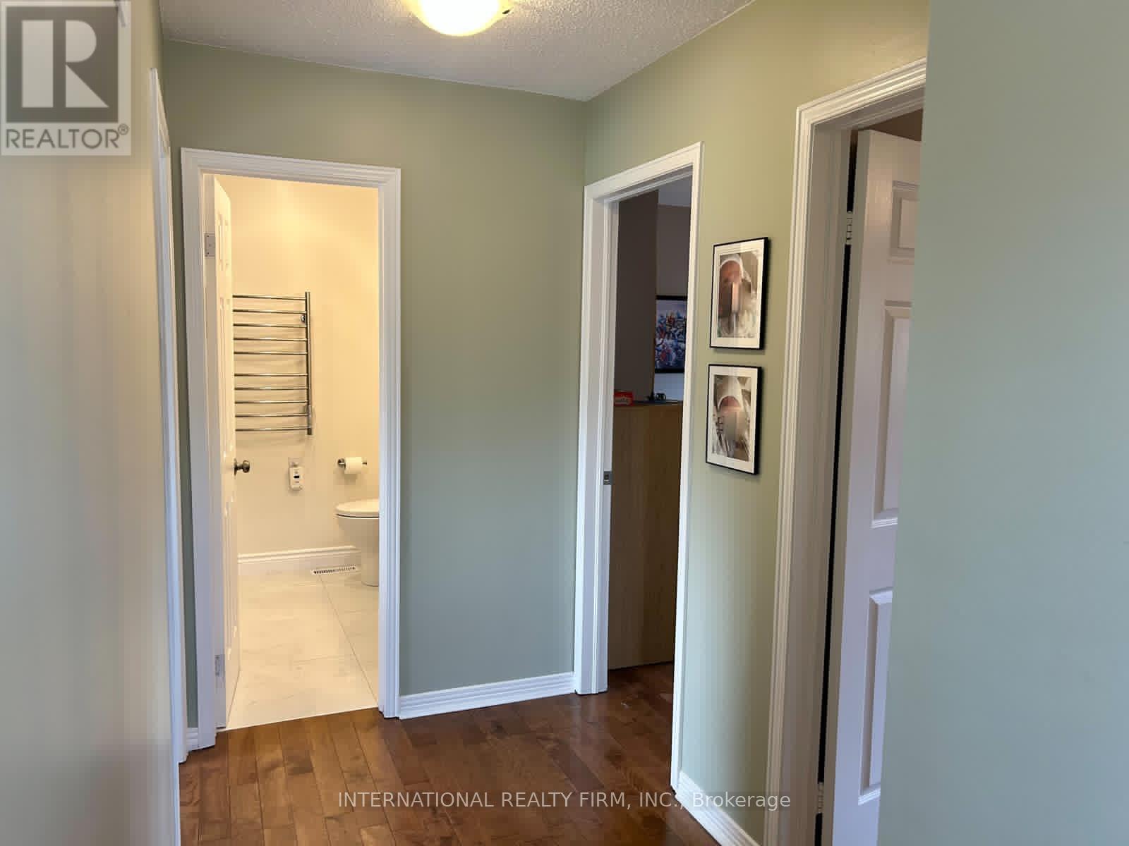 5746 Turney Drive, Mississauga, Ontario  L9M 2R3 - Photo 20 - W12917386