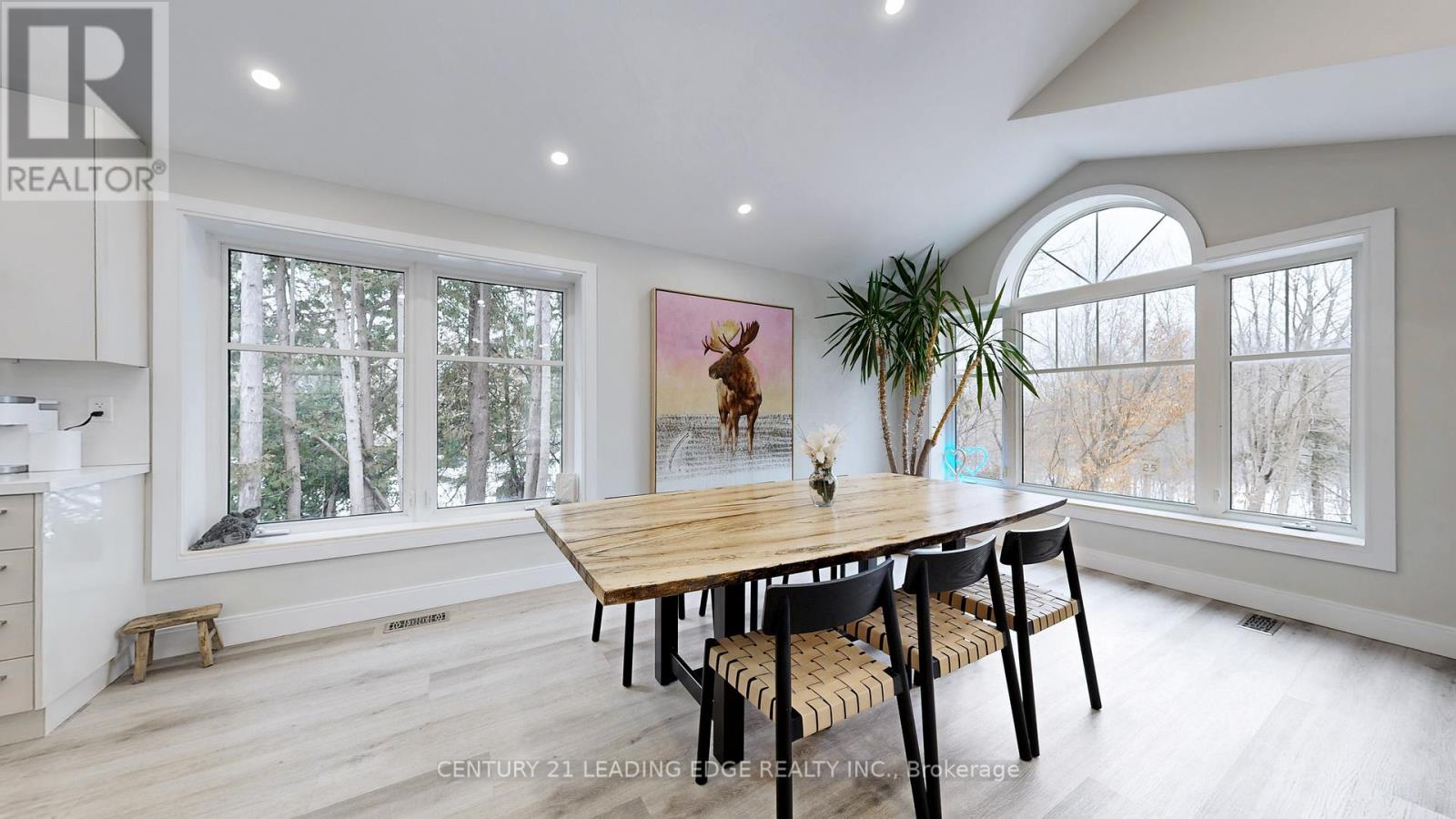 6 Beach Road, Whitchurch-Stouffville, Ontario  L4A 2G1 - Photo 17 - N12909468