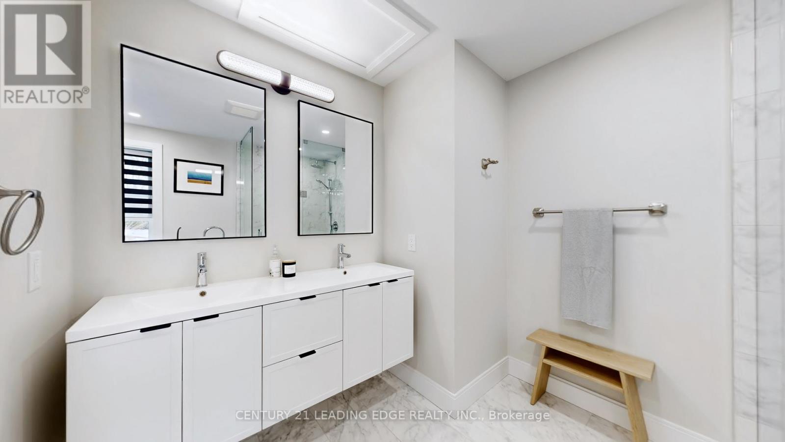 6 Beach Road, Whitchurch-Stouffville, Ontario  L4A 2G1 - Photo 23 - N12909468