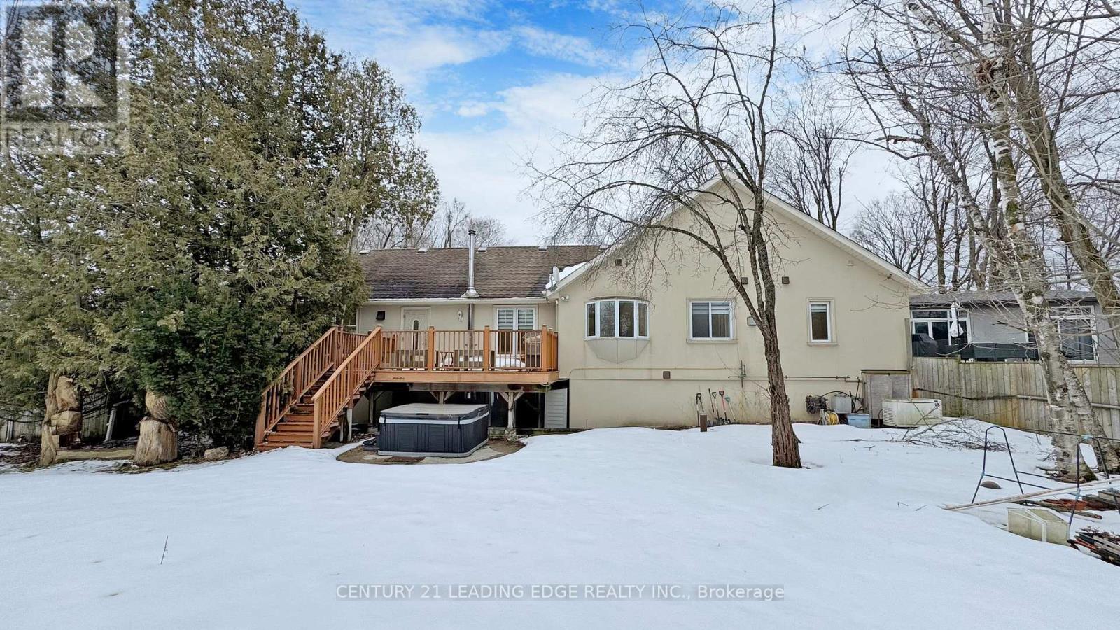 6 Beach Road, Whitchurch-Stouffville, Ontario  L4A 2G1 - Photo 44 - N12909468