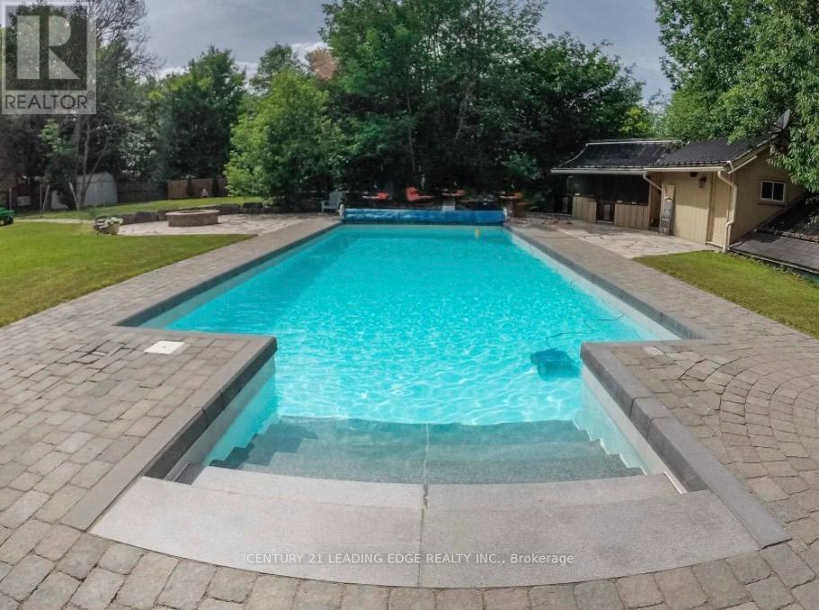 6 Beach Road, Whitchurch-Stouffville, Ontario  L4A 2G1 - Photo 49 - N12909468