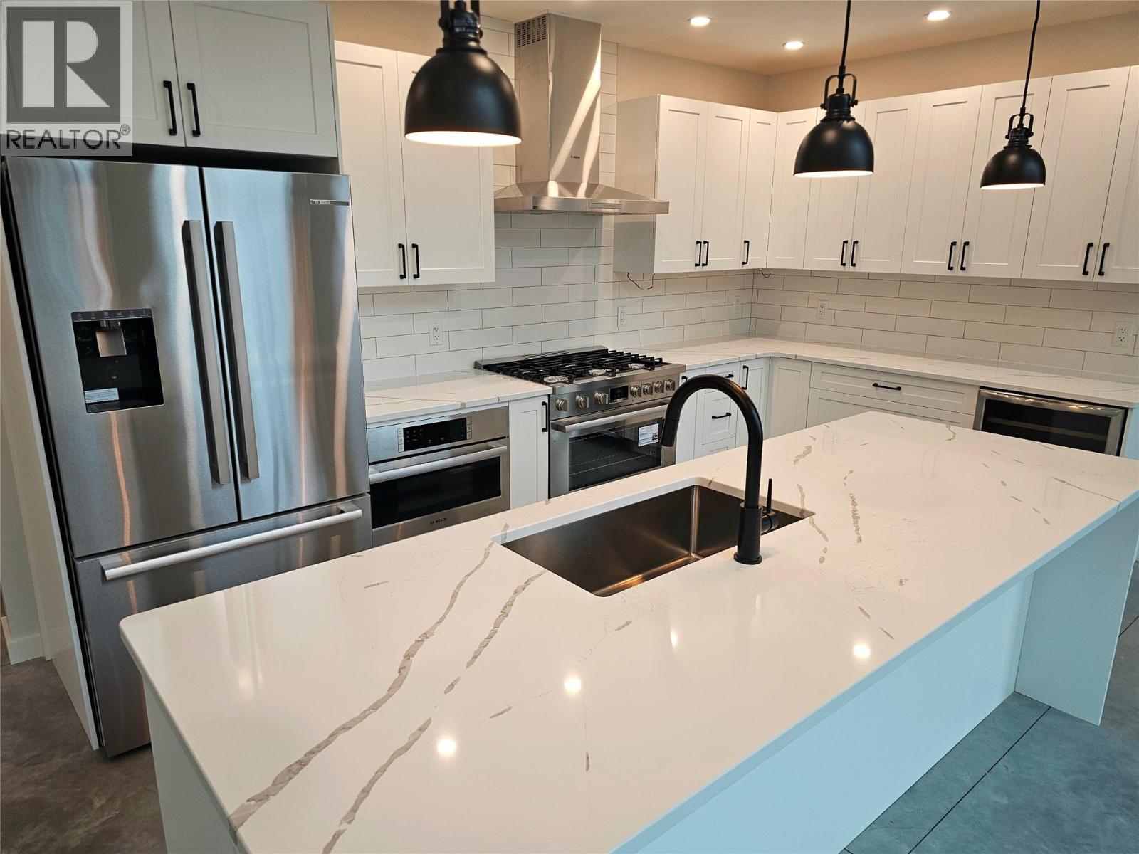 2801 Harlow Road, Nelson, British Columbia  V1L 6L3 - Photo 16 - 10379874