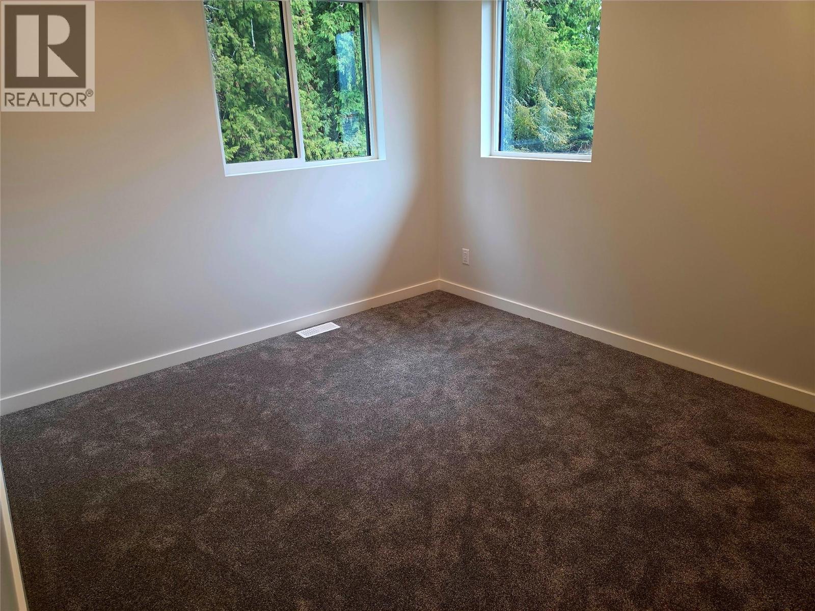 2801 Harlow Road, Nelson, British Columbia  V1L 6L3 - Photo 37 - 10379874