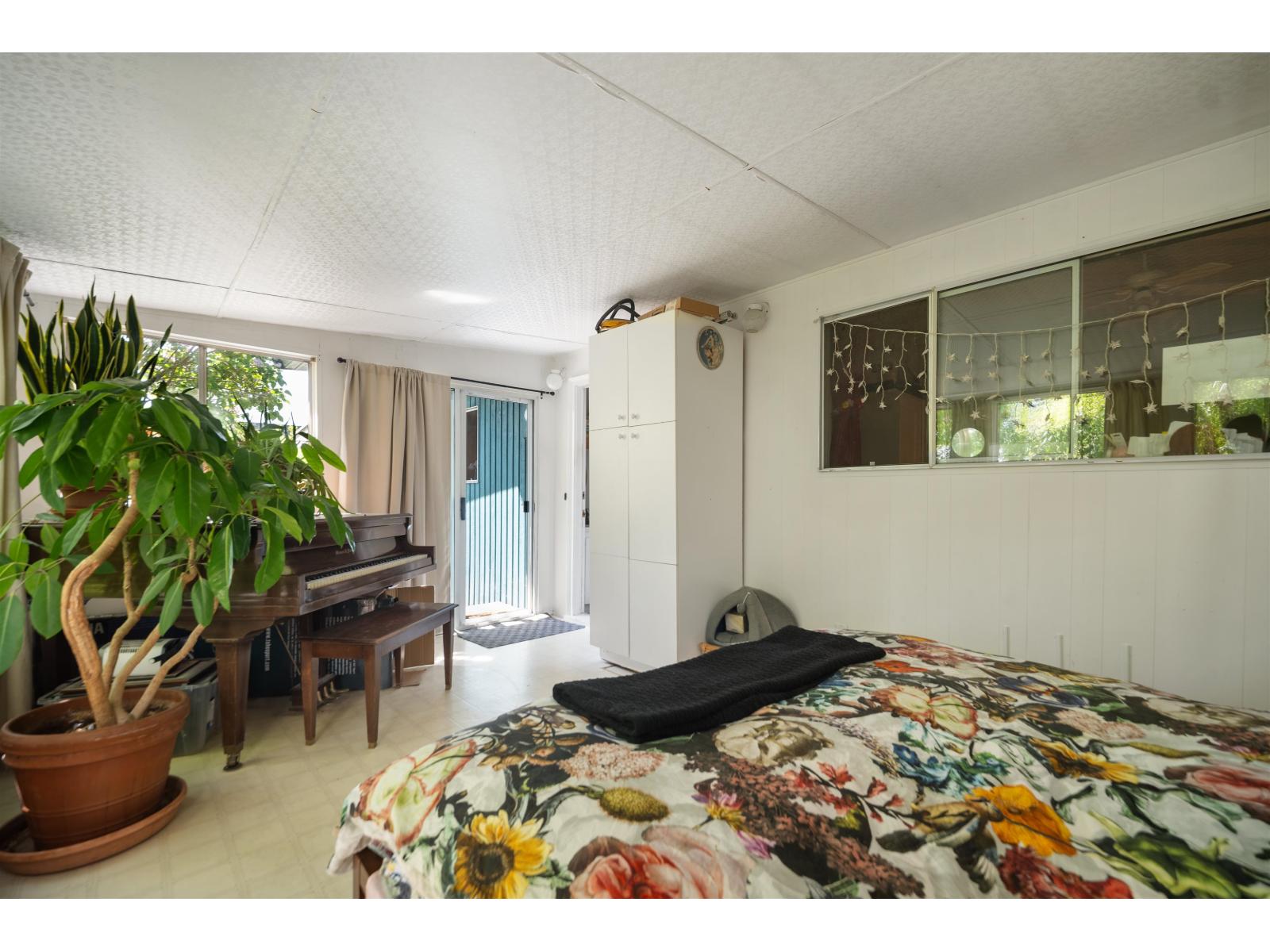 1056 Stevens Street, White Rock, British Columbia  V4B 4X7 - Photo 16 - R3097718