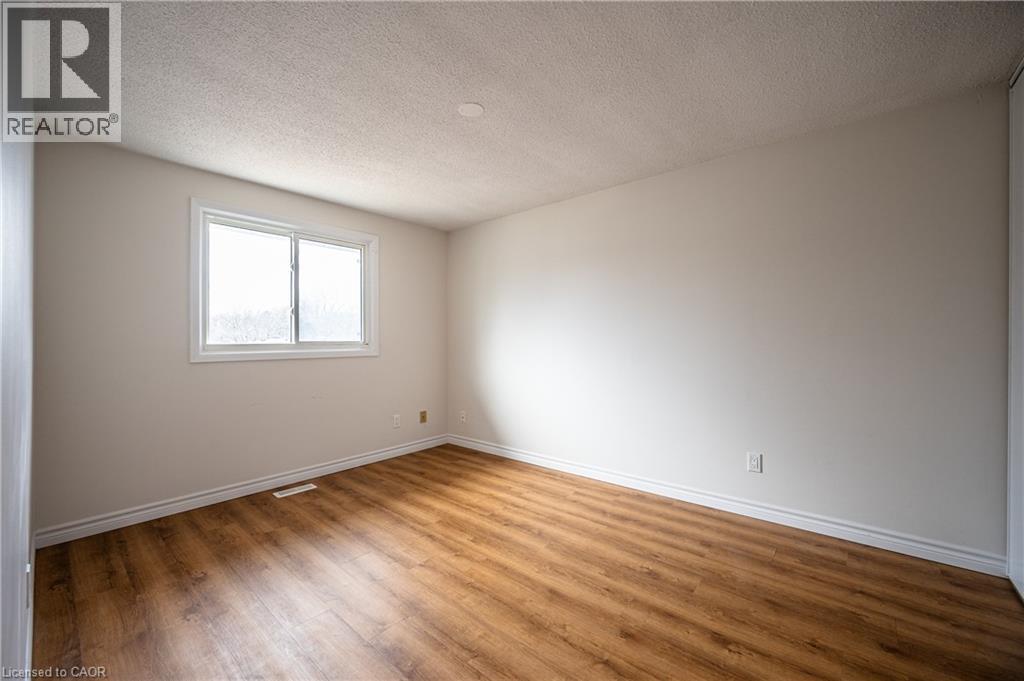 46 Karen Walk Unit# A, Waterloo, Ontario  N2L 5X2 - Photo 16 - 40812576