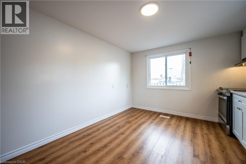 46 Karen Walk Unit# A, Waterloo, Ontario  N2L 5X2 - Photo 10 - 40812576