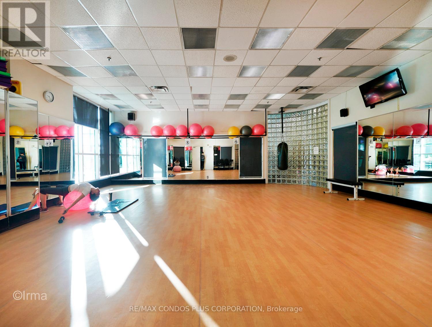 2702 - 99 Harbour Square, Toronto, Ontario  M5J 2H2 - Photo 25 - C12917426