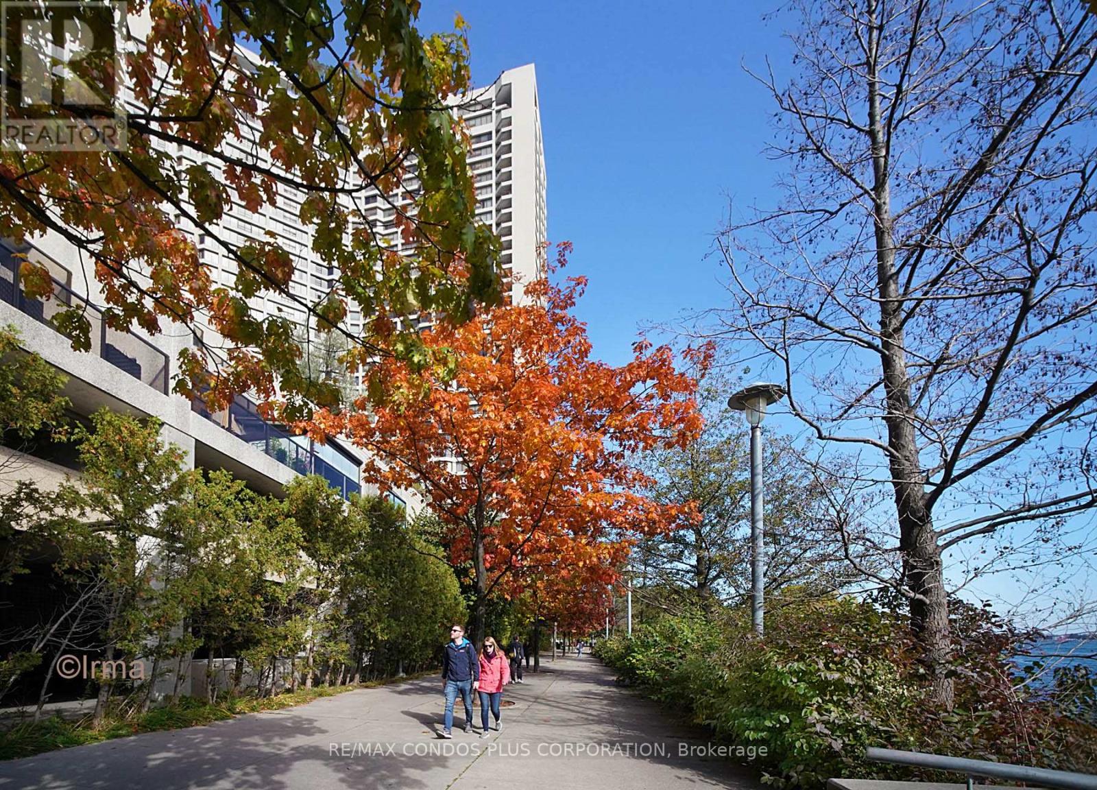 2702 - 99 Harbour Square, Toronto, Ontario  M5J 2H2 - Photo 33 - C12917426