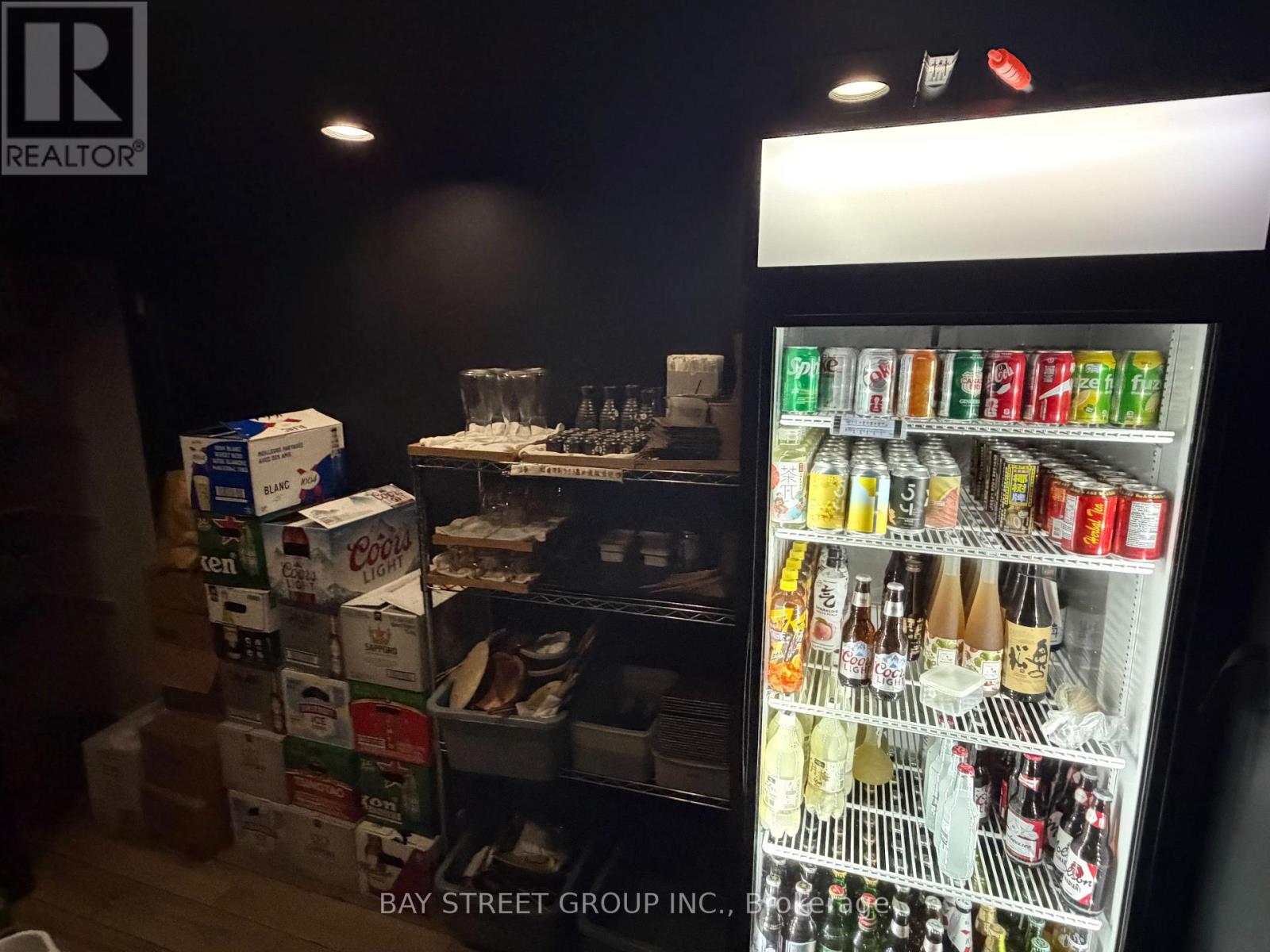 307 Spadina Avenue, Toronto, Ontario  M5T 2E6 - Photo 5 - C12917428