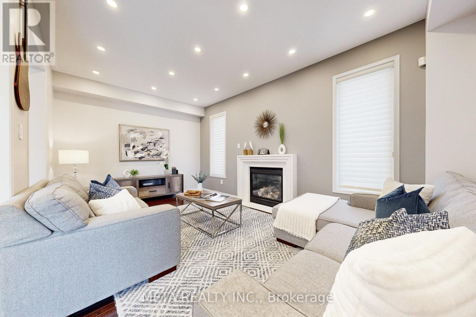 11 Keiffer Court, Whitby, Ontario  L1P 0A9 - Photo 19 - E12917416