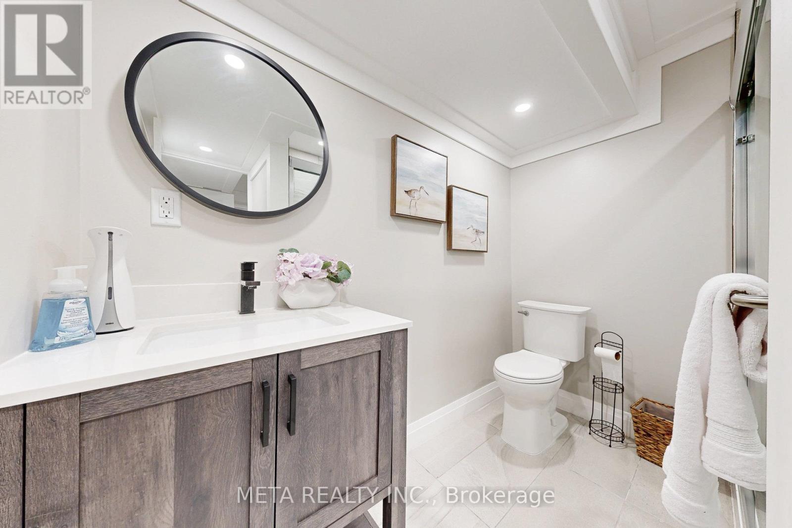 11 Keiffer Court, Whitby, Ontario  L1P 0A9 - Photo 37 - E12917416