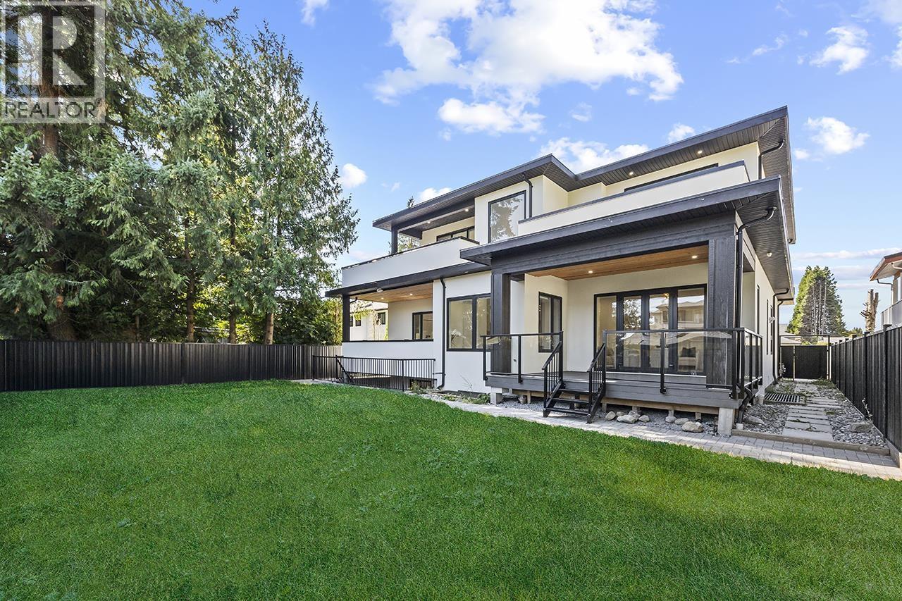 687 Folsom Street, Coquitlam, British Columbia  V3J 5A4 - Photo 3 - R3103033