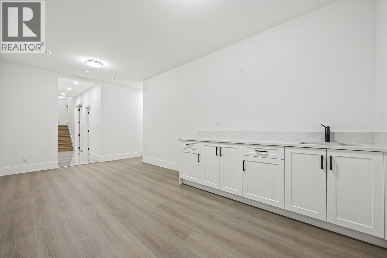 687 Folsom Street, Coquitlam, British Columbia  V3J 5A4 - Photo 37 - R3103033