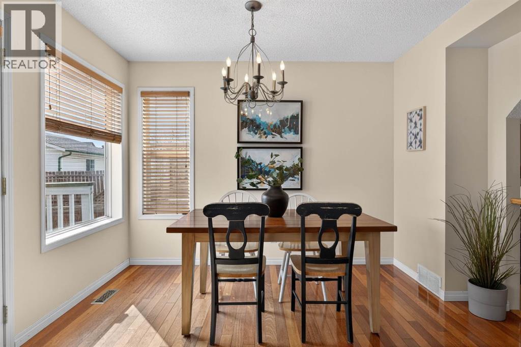 168 Hidden Hills Road Nw, Calgary, Alberta  T3A 5Y1 - Photo 12 - A2291357