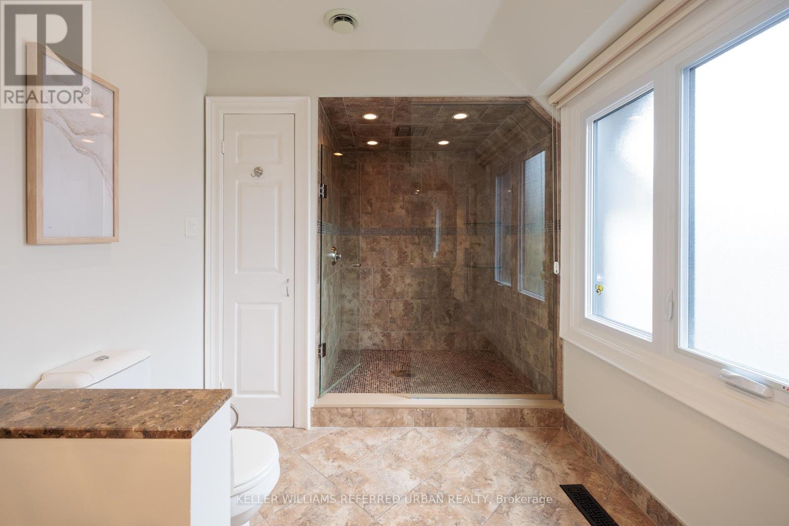 6 Prentice Court, Markham, Ontario  L3R 2X7 - Photo 16 - N12917418