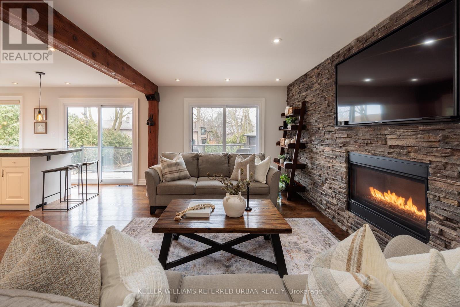 6 Prentice Court, Markham, Ontario  L3R 2X7 - Photo 8 - N12917418