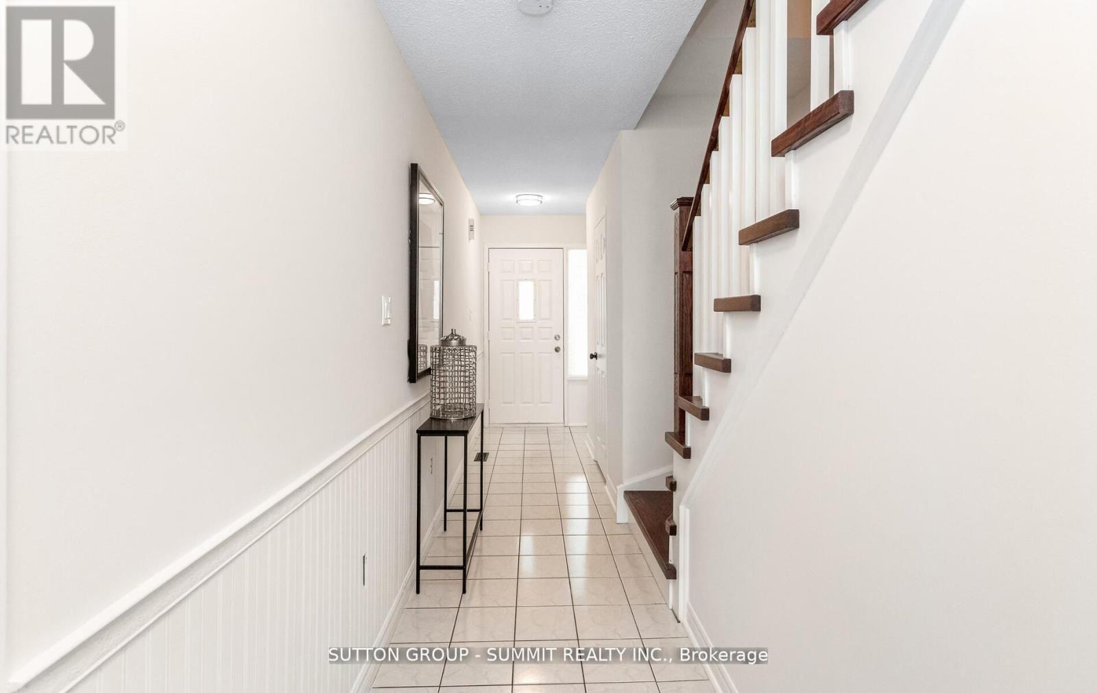 47 - 550 Steddick Court, Mississauga, Ontario  L5R 3S8 - Photo 4 - W12917398