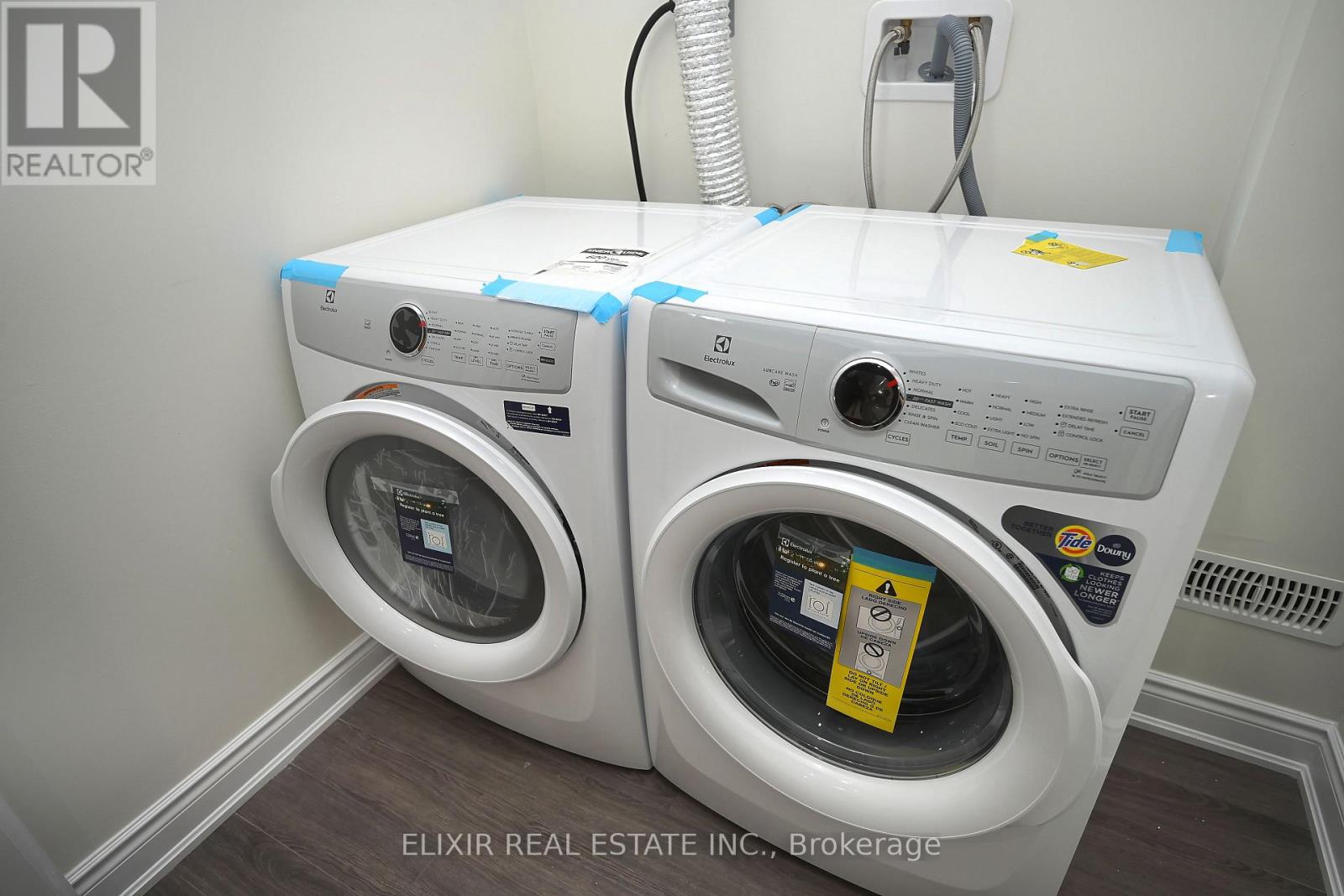 46 Mevira Gardens, Oakville, Ontario  L6H 0Z6 - Photo 30 - W12917432