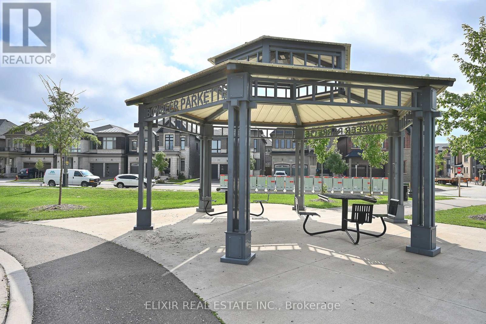 46 Mevira Gardens, Oakville, Ontario  L6H 0Z6 - Photo 34 - W12917432