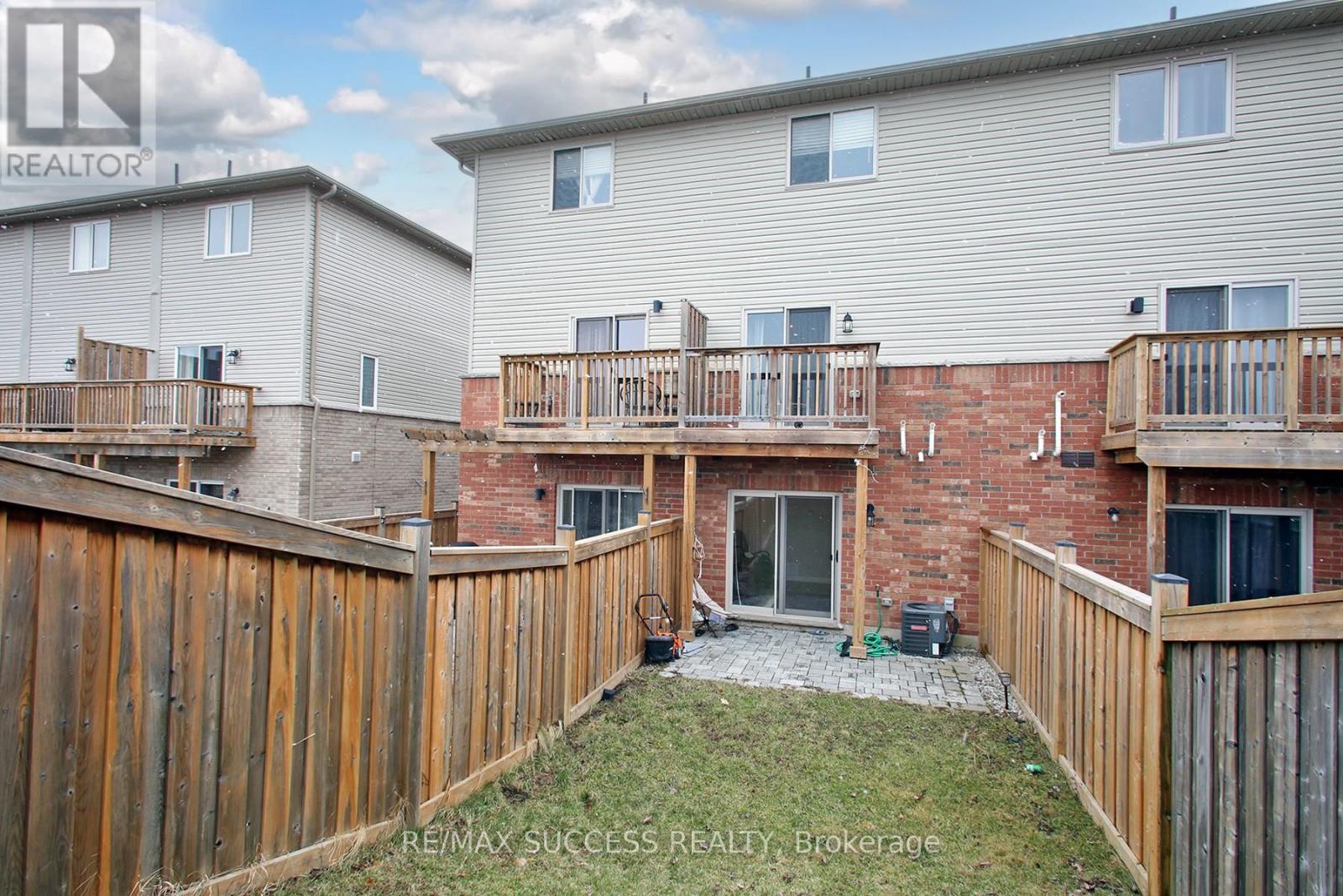 47 Edenrock Drive, Hamilton, Ontario  L8E 0G6 - Photo 28 - X12917400