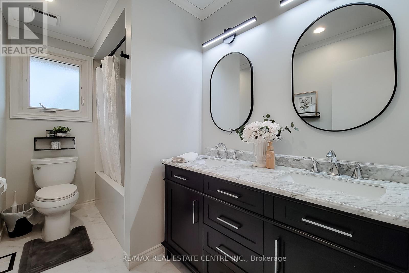 2 Ashwood Court, Hamilton, Ontario  L8E 3E1 - Photo 28 - X12917408