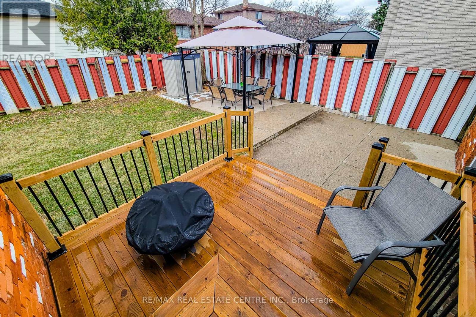 2 Ashwood Court, Hamilton, Ontario  L8E 3E1 - Photo 49 - X12917408