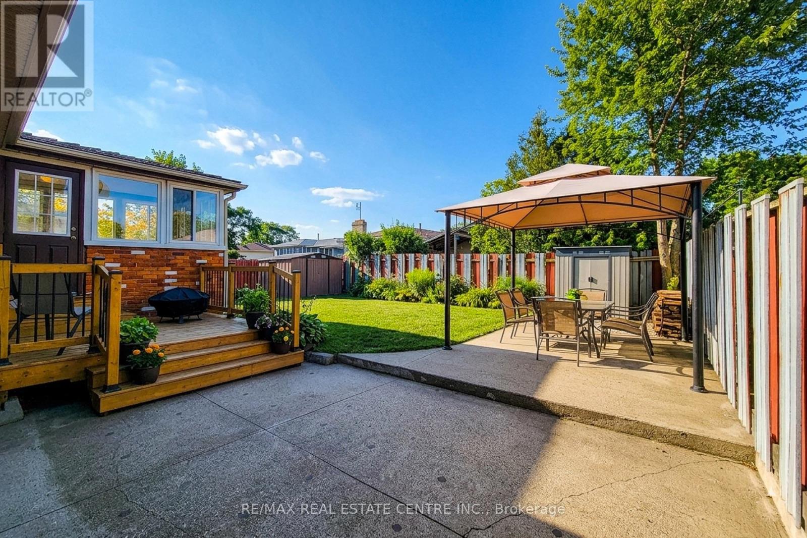 2 Ashwood Court, Hamilton, Ontario  L8E 3E1 - Photo 50 - X12917408