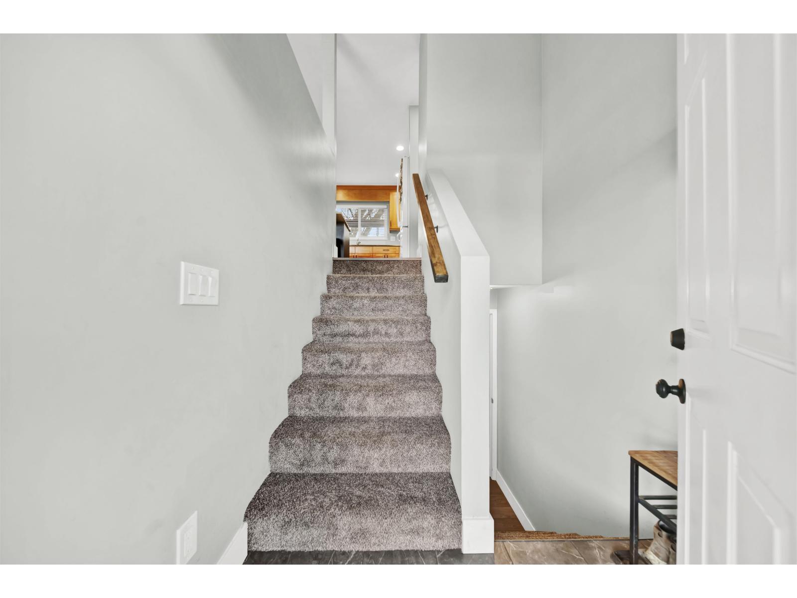 26485 30a Avenue, Langley, British Columbia  V4W 3E1 - Photo 3 - R3103159