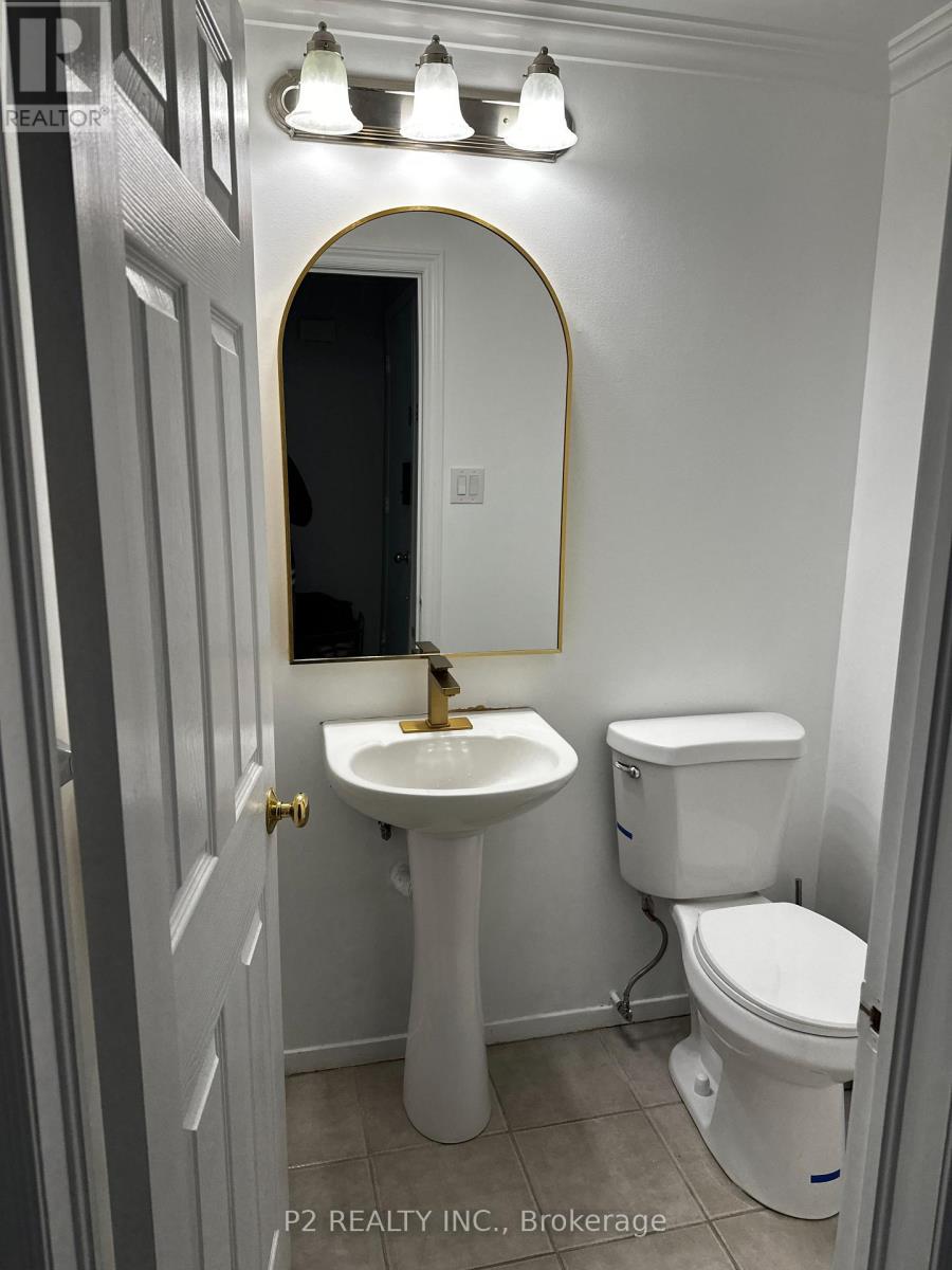 22-25 Gosford Blvd. Boulevard N, Toronto, Ontario  M3N 2G7 - Photo 14 - W12830772