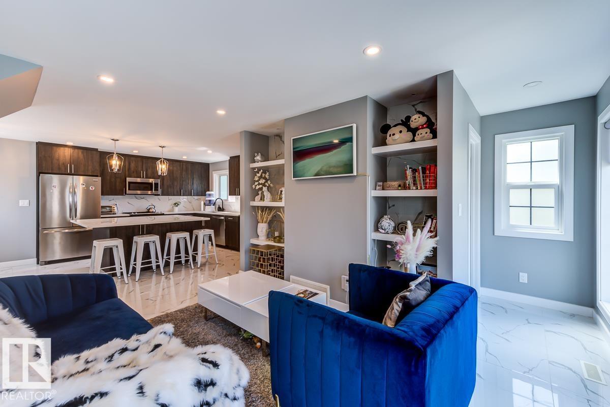 9526 109a Av Nw, Edmonton, Alberta  T5H 1G3 - Photo 15 - E4478891