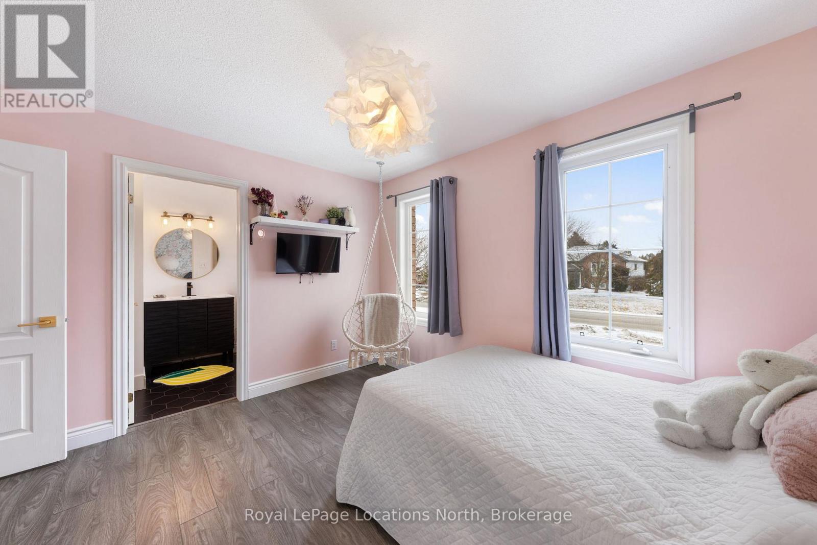 58 Lamont Creek Drive, Wasaga Beach, Ontario  L9Z 1J9 - Photo 22 - S12912914