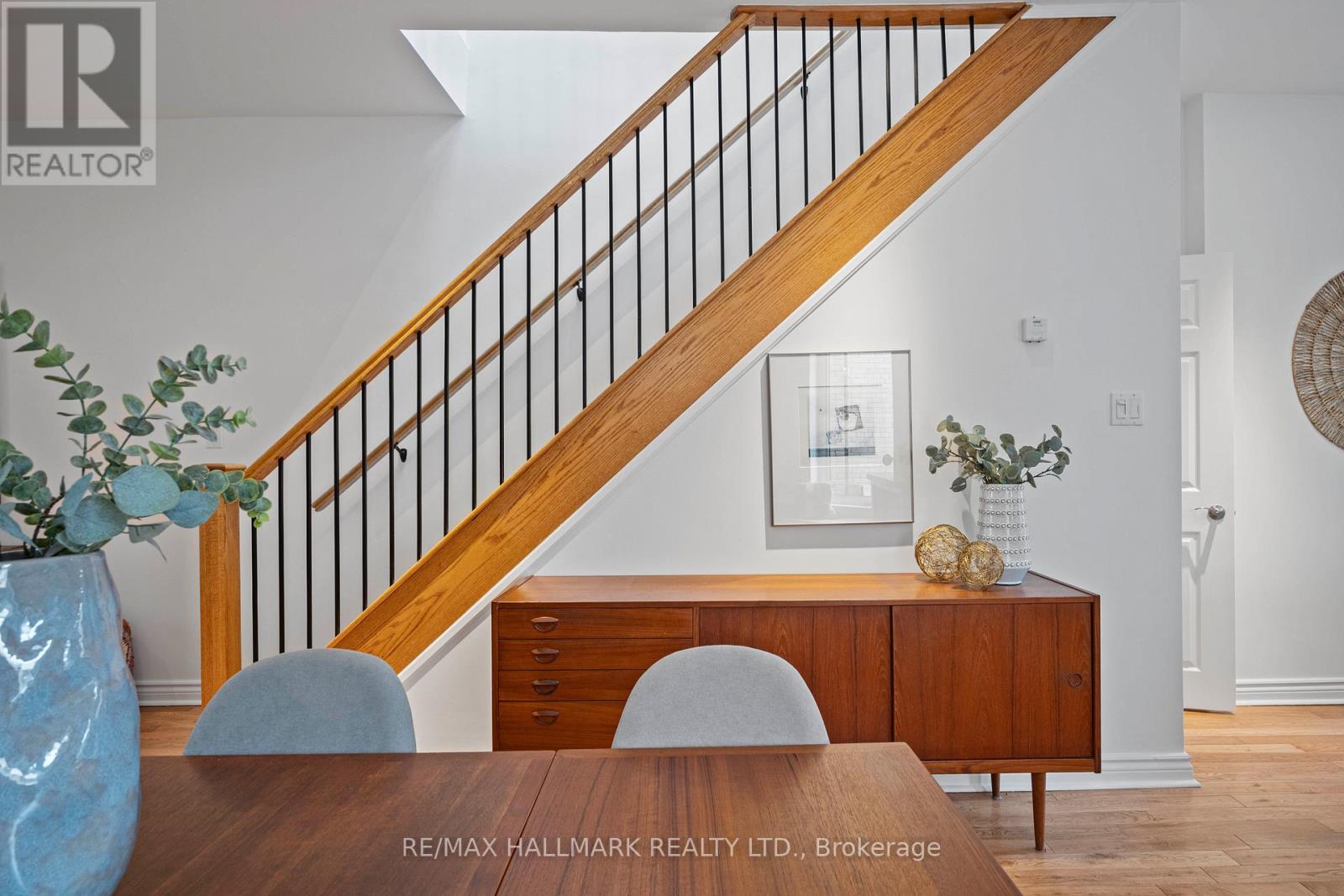 17 Mountnoel Avenue, Toronto, Ontario  M4J 1H7 - Photo 21 - E12907838