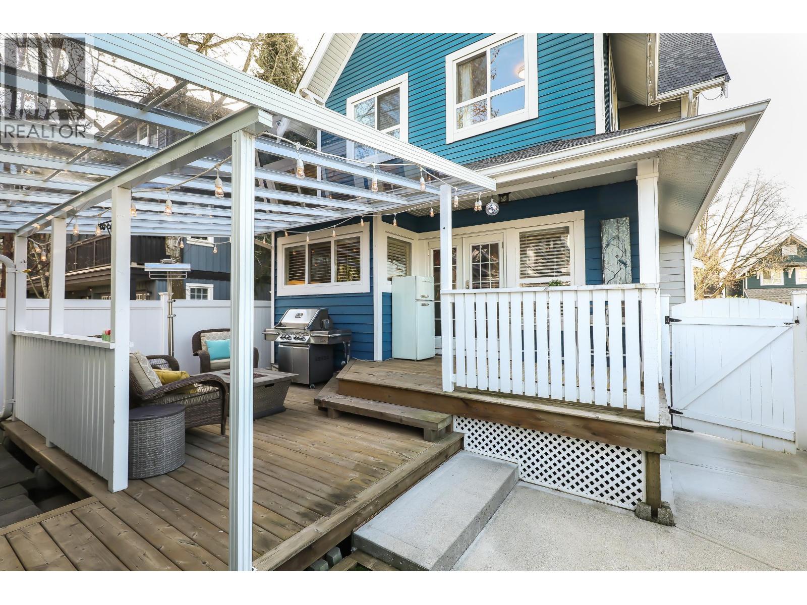 107 Star Crescent, New Westminster, British Columbia  V3M 6X6 - Photo 32 - R3102586