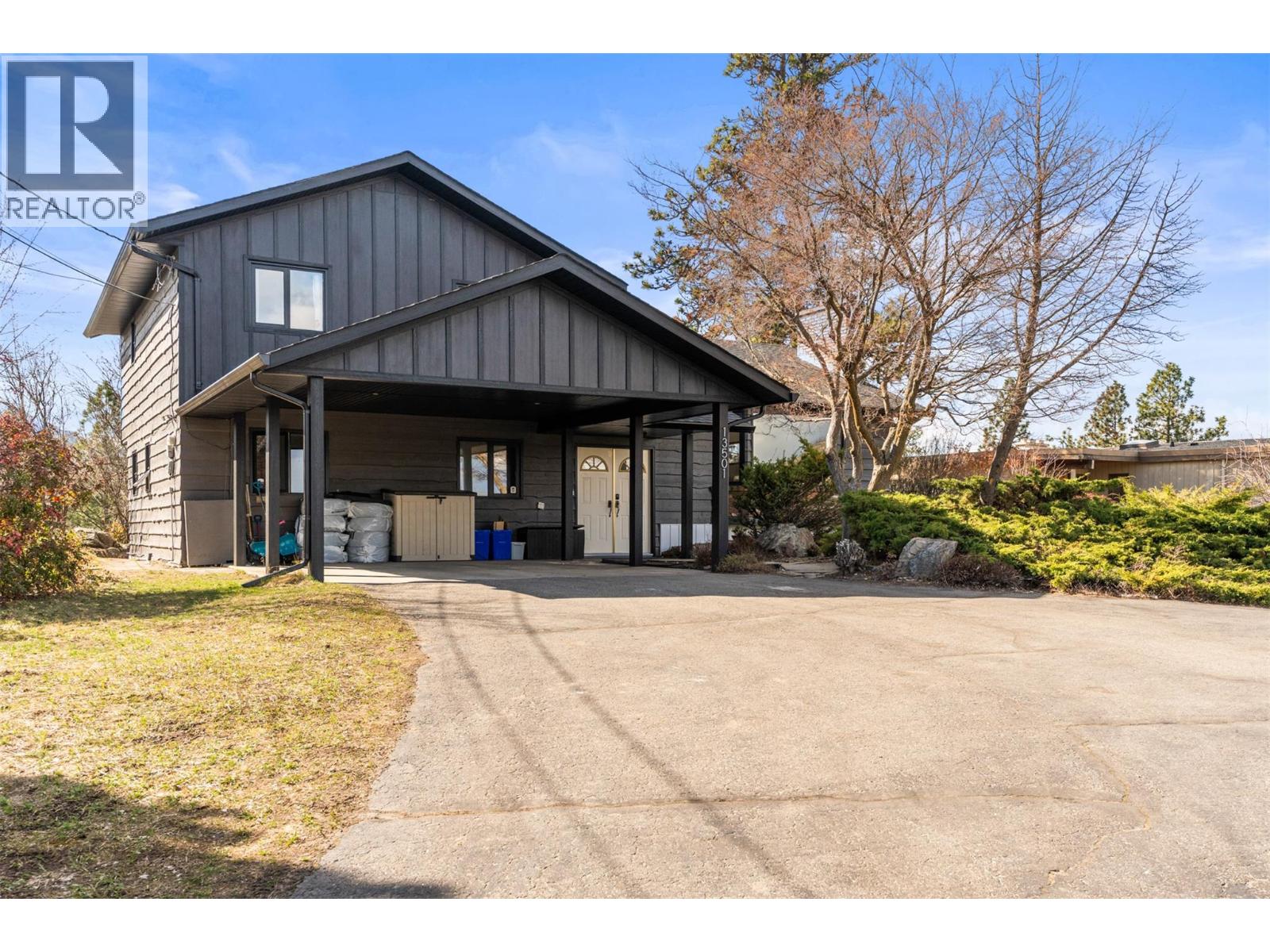 13501 Sumac Lane, Coldstream, British Columbia  V1B 1A1 - Photo 3 - 10374211