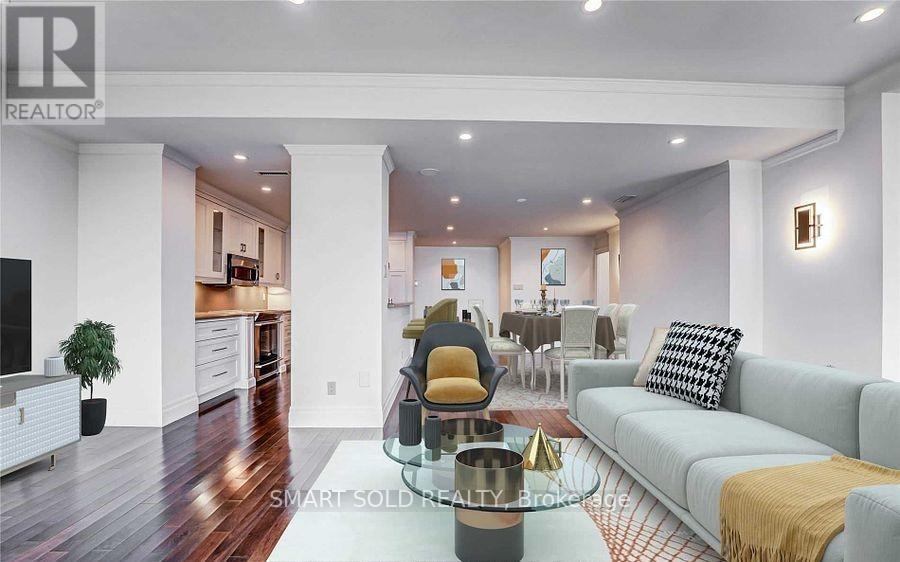 2202 - 30 Wellington Street E, Toronto, Ontario  M5E 1S3 - Photo 4 - C12915908