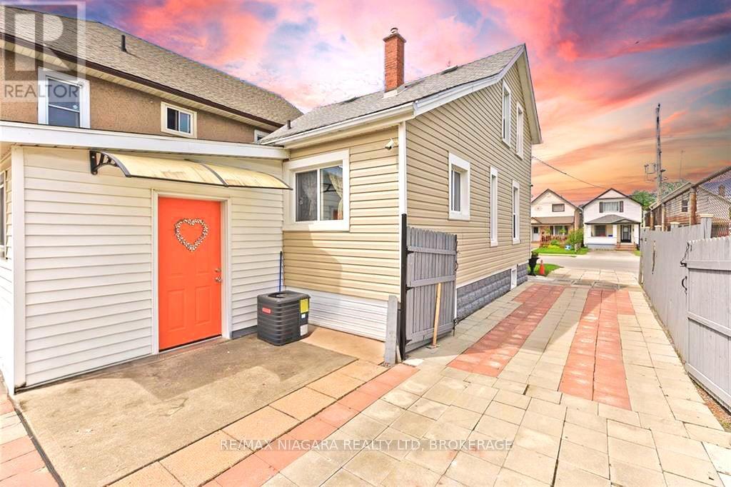 144 Burgar Street, Welland, Ontario  L3B 2S8 - Photo 16 - X12917442